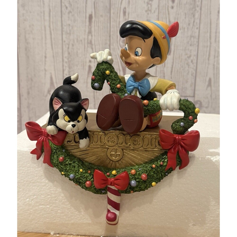 Rare Retired Vintage 2001 Disney Pinocchio Garland Stocking Holder